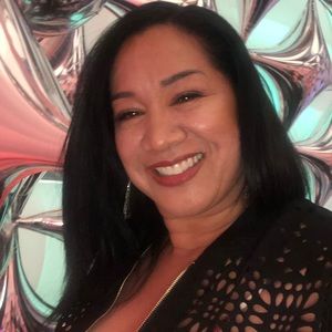 Meet your Posher, Linda